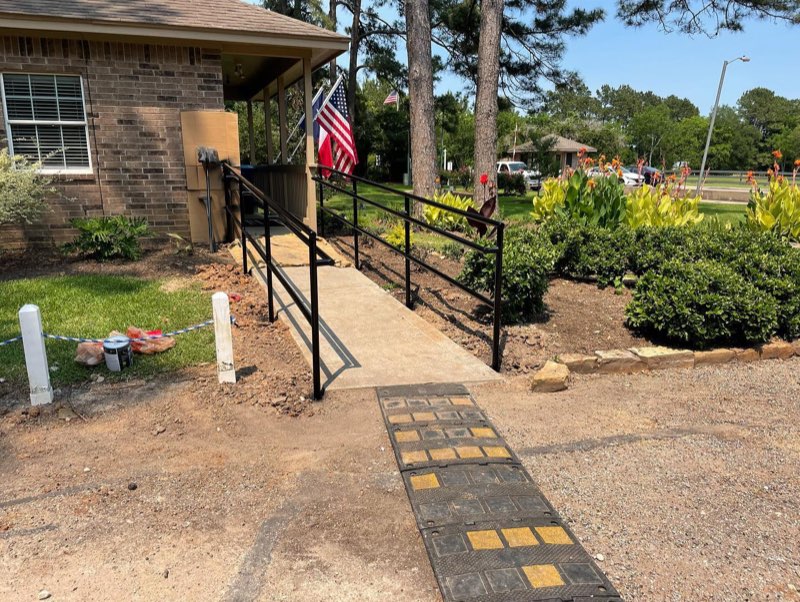 Custom Commercial HandRailings - Mobile Welding & Fabrication
